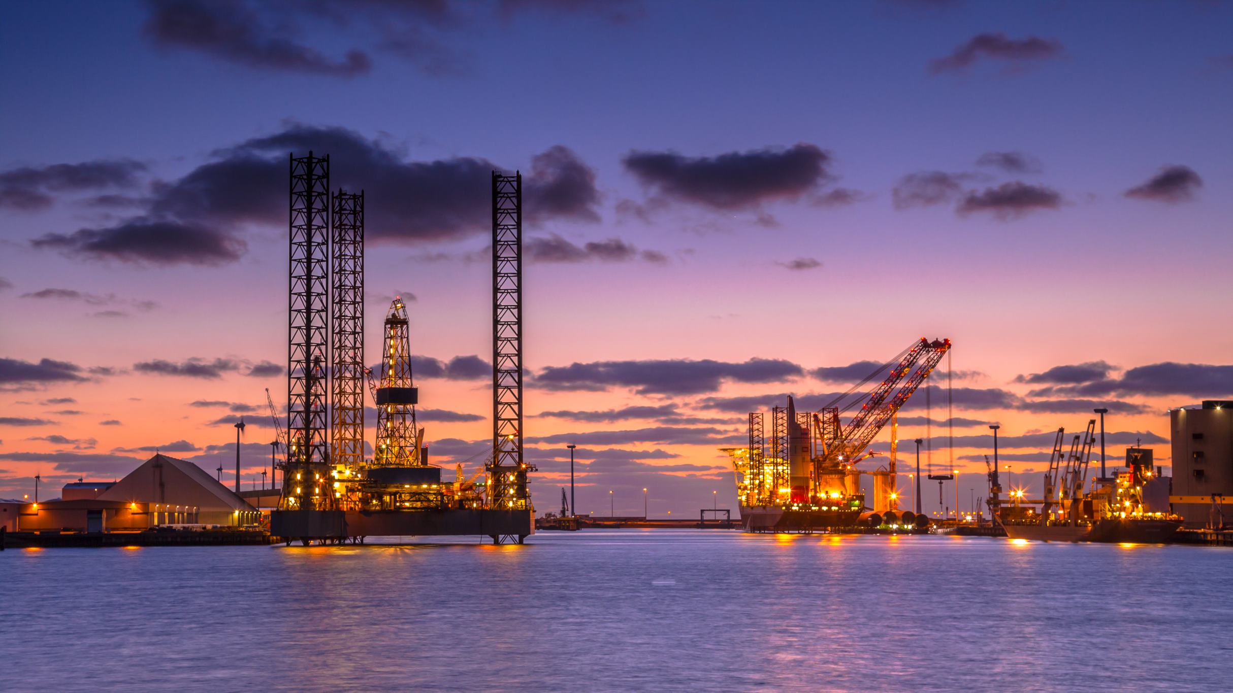 Texas Oil Worker Injured on Platform