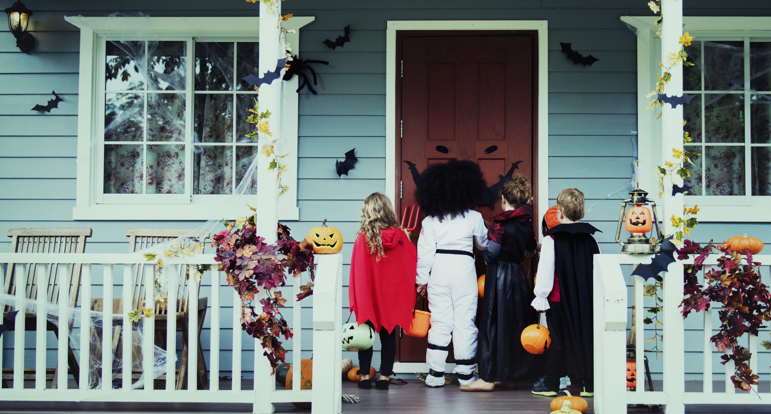 How to stay safe on Halloween 2020